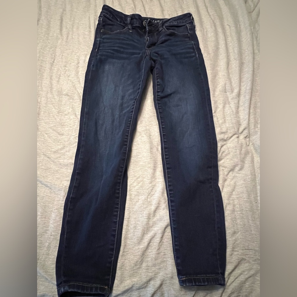 Size 6 short; mid rise leggings